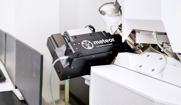 METEOR - Integrated cryo-CLEM system